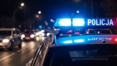 Popów: pijany 77-latek utknął audi przy drodze
